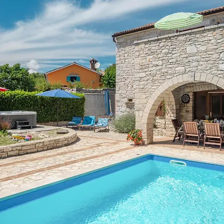 3 Bedroom Stunning In * Vrsar